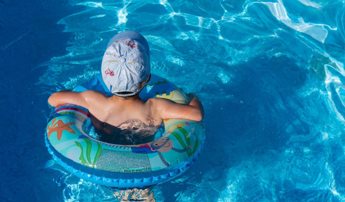 Safety Tips for Kids Learning To Swim